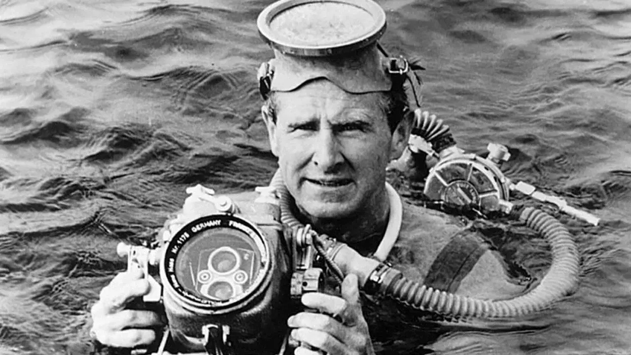 Sea Hunt fondo