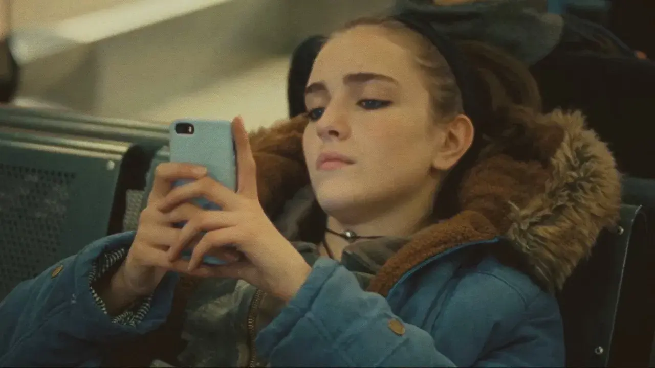 Never Rarely Sometimes Always backdrop