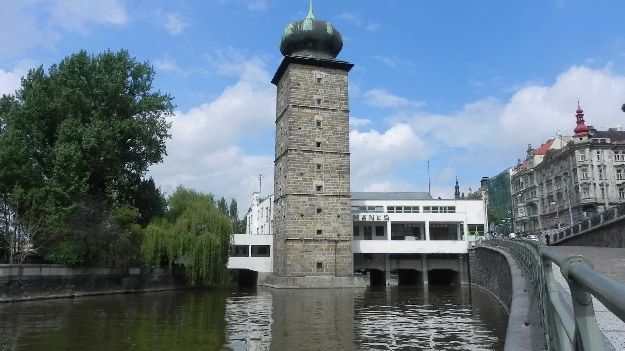 Mánes na vodě fondo