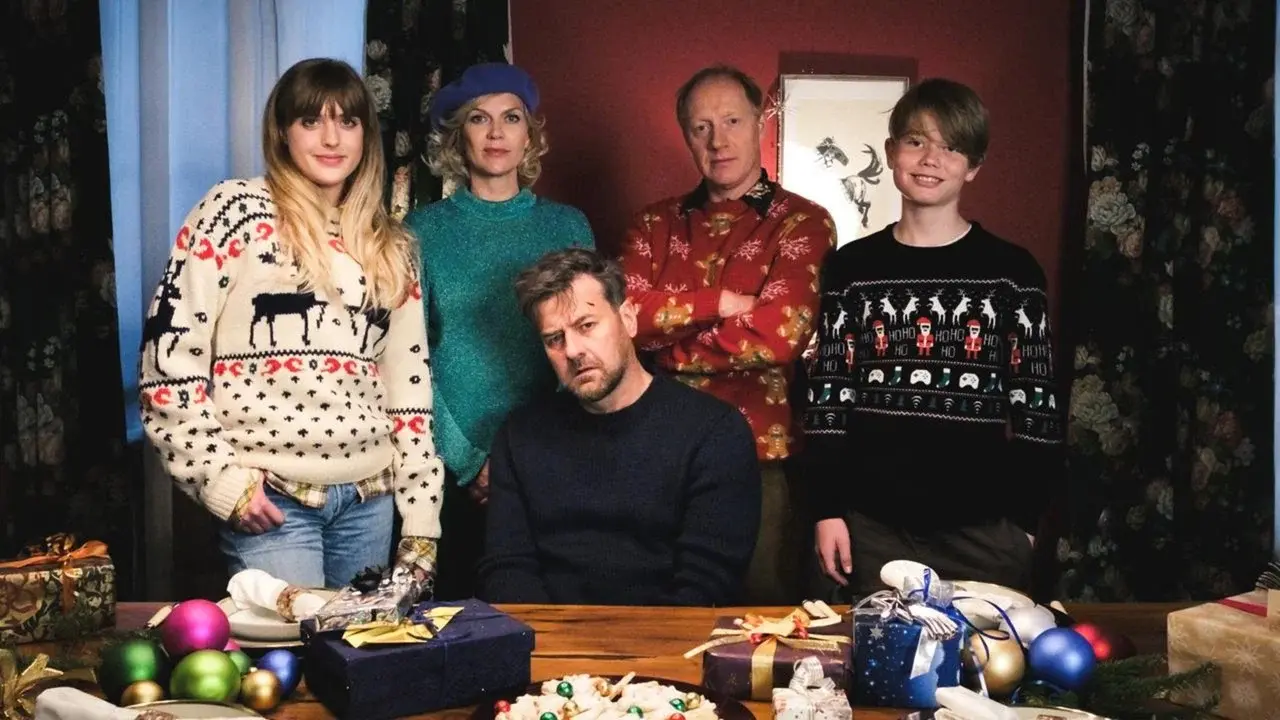 Alle Nadeln an der Tanne fondo