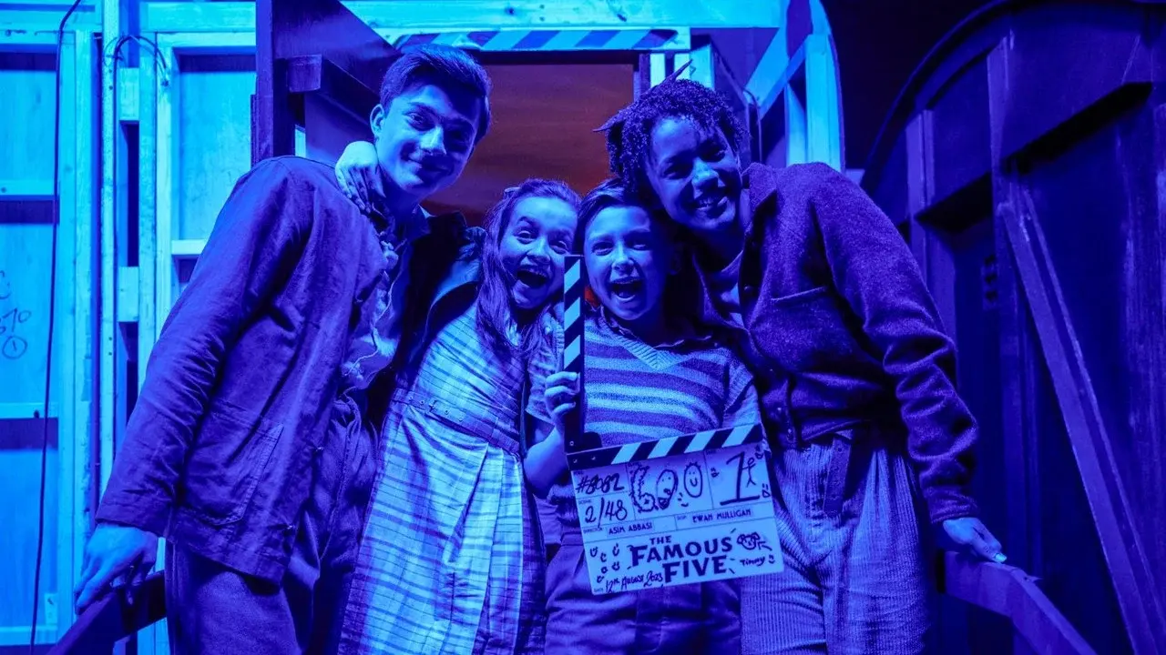 Peril on the Night Train fondo