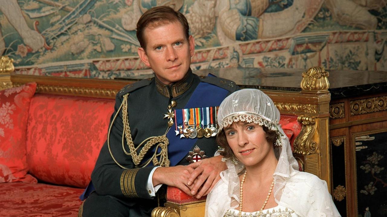 Bertie and Elizabeth fondo