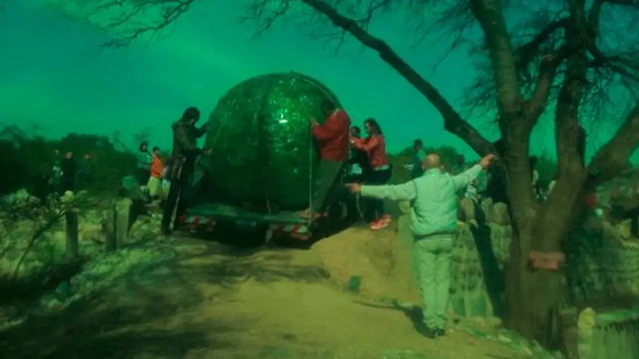 Los incrédulos backdrop