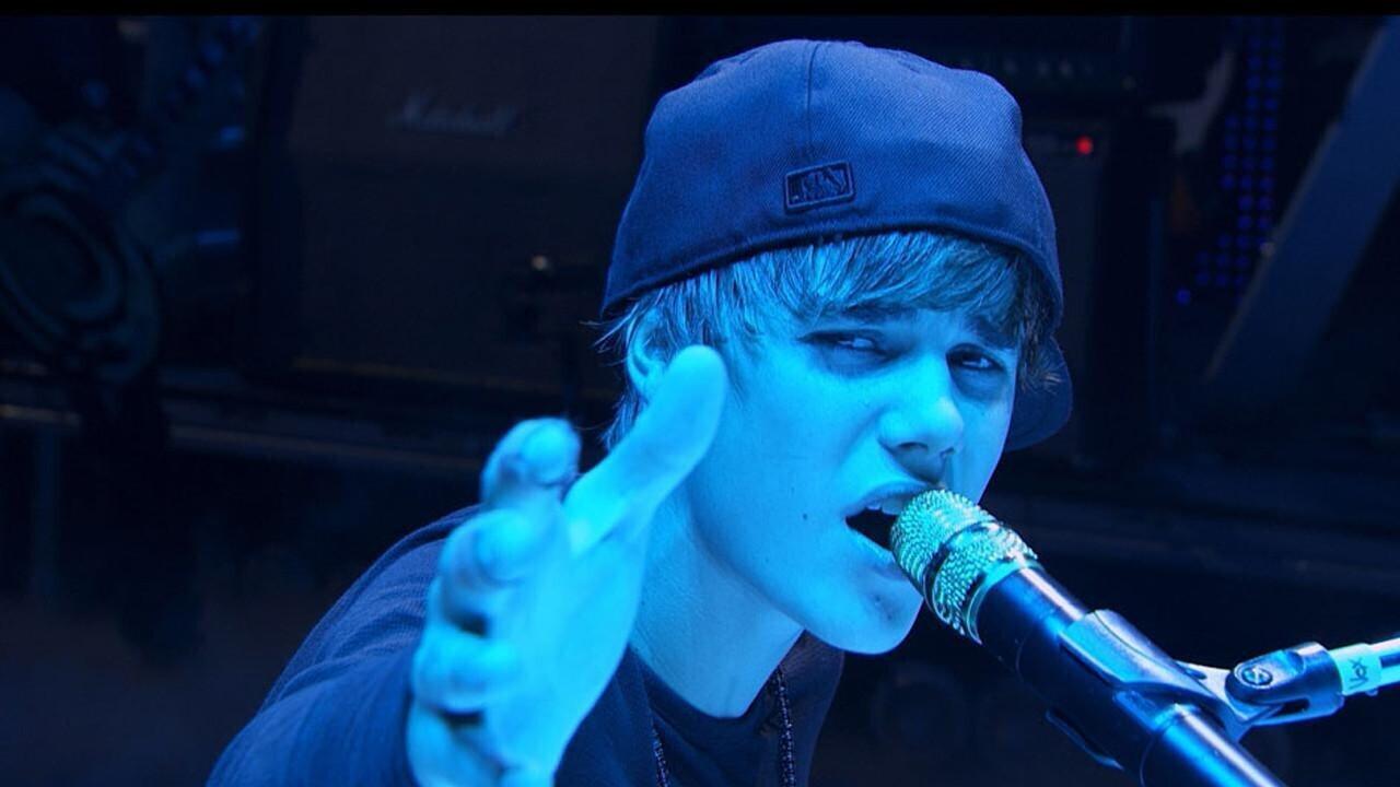 Justin Bieber: Never Say Never fondo
