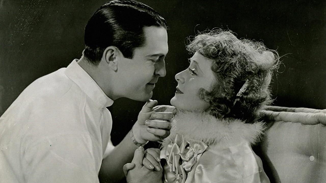 Entre el amor y la muerte fondo