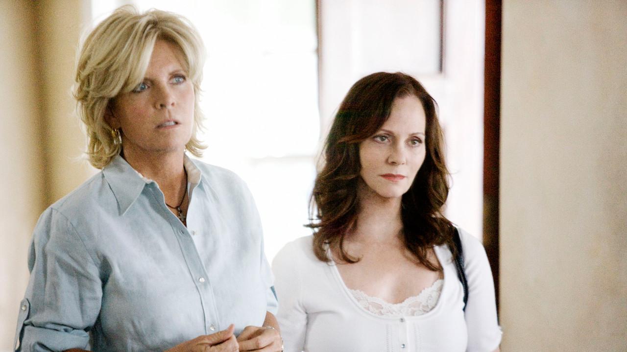 Bound By a Secret fondo