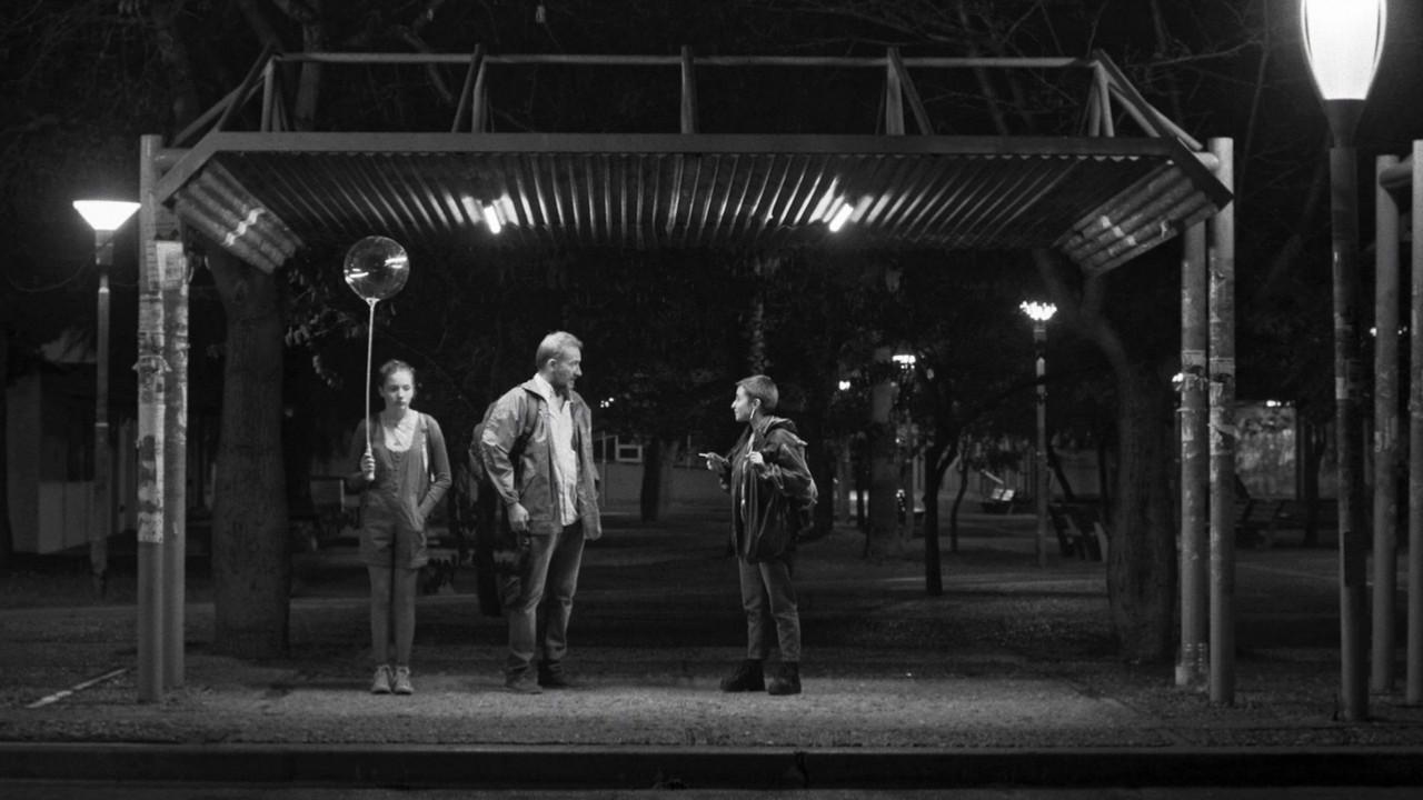 Sobre las nubes fondo