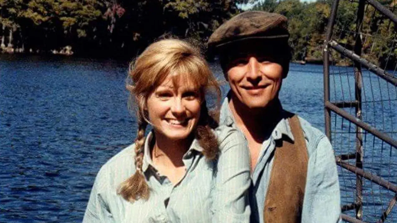 Desmadre City, U.S.A. fondo