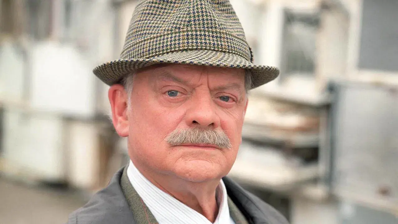 A Touch of Frost fondo