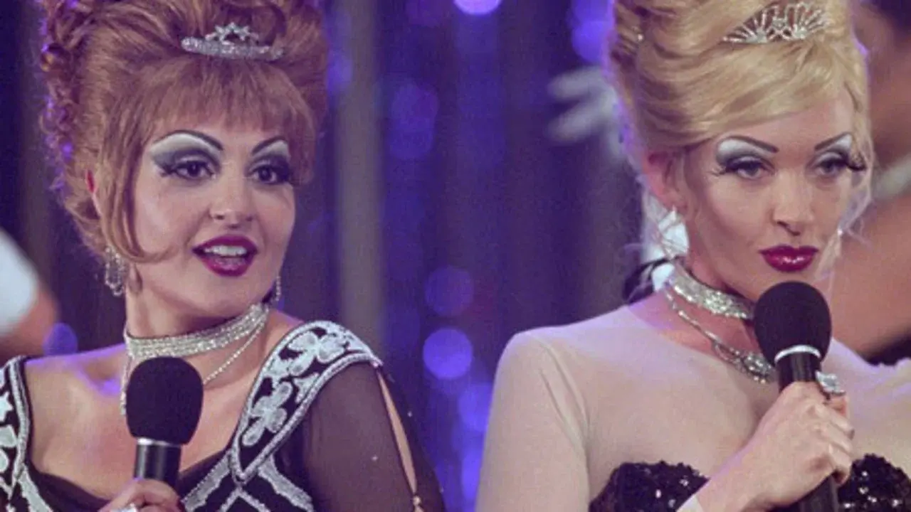 Connie y Carla fondo