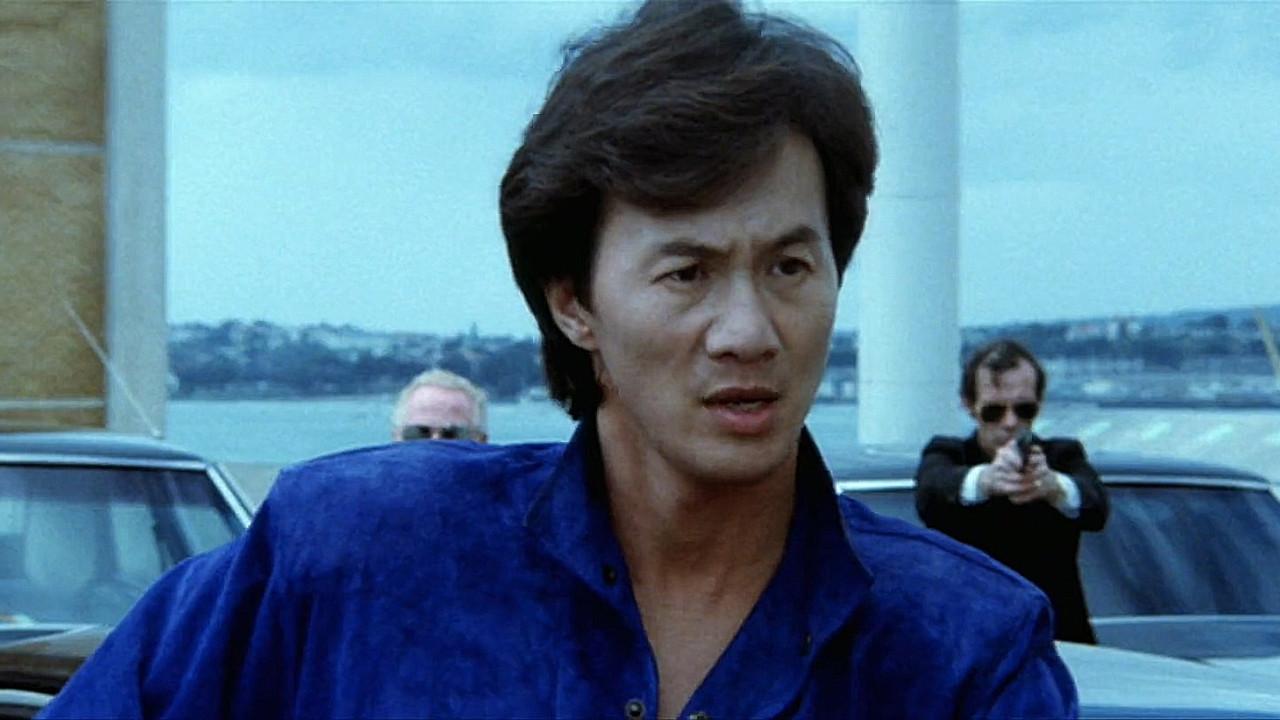 Mad Mission 4: nunca se muere dos veces fondo