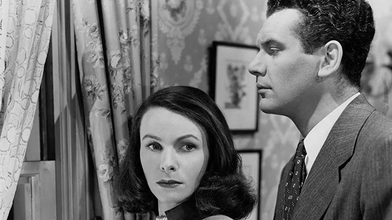 The Red Menace fondo