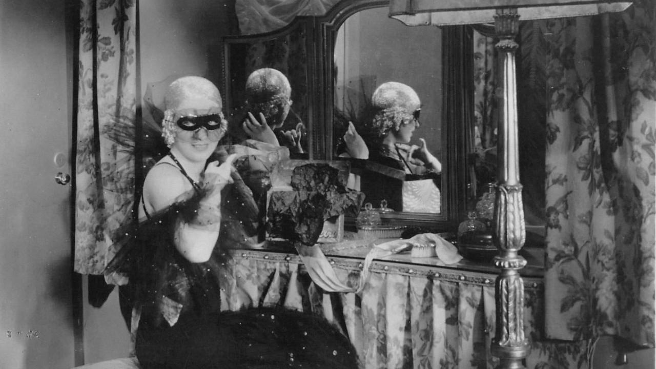 After the Ball fondo