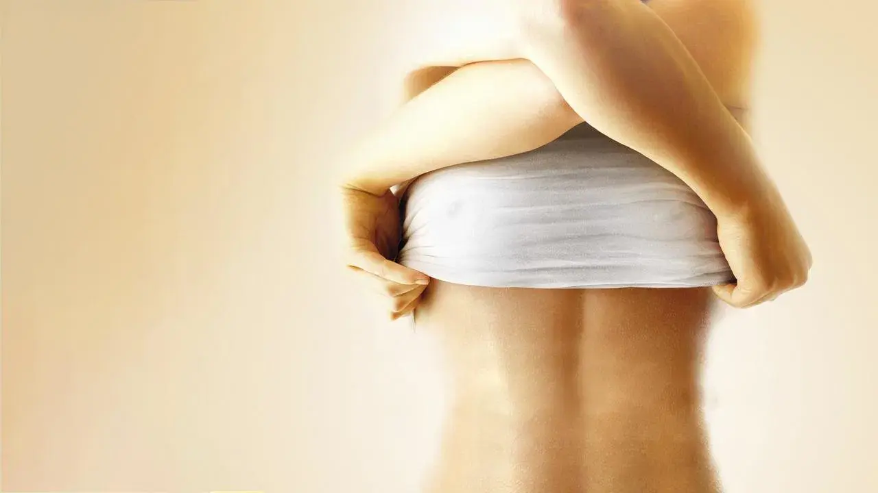 The Babysitters: Las niñeras fondo