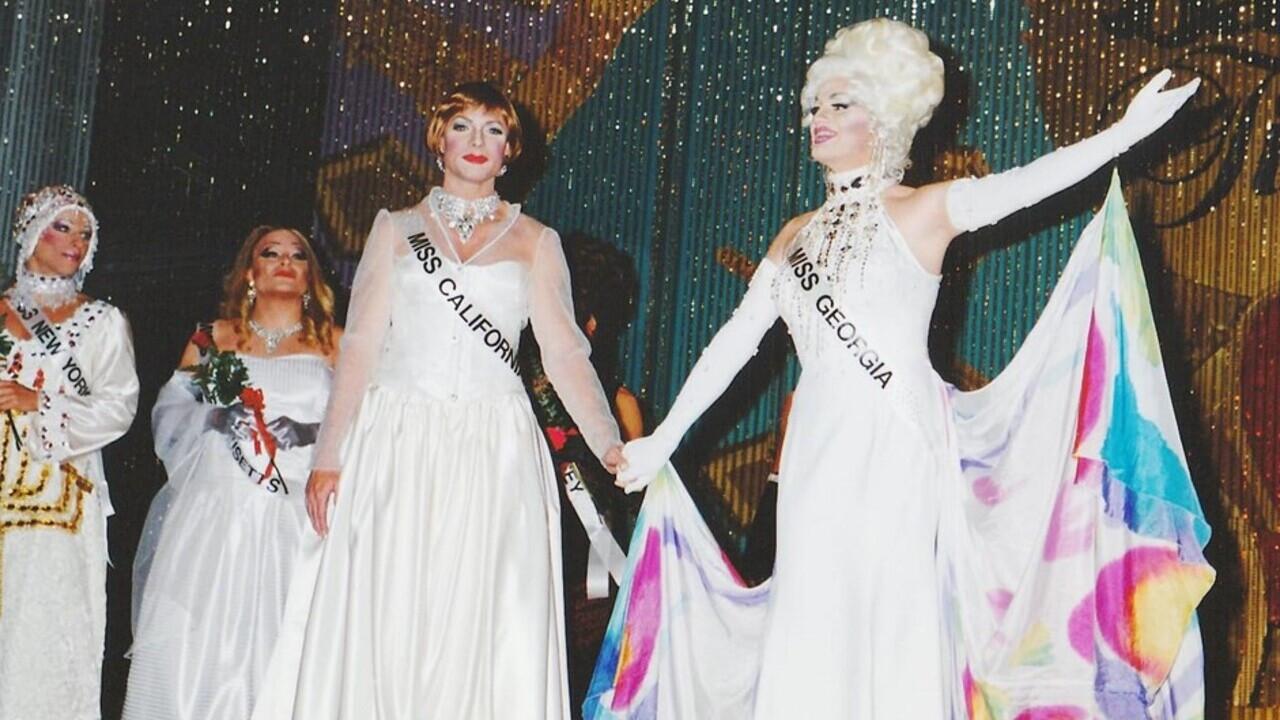The Little Pageant That Could fondo