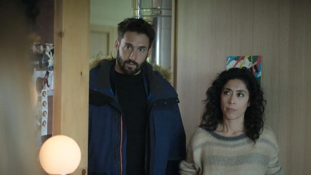 Paralelos desconocidos fondo