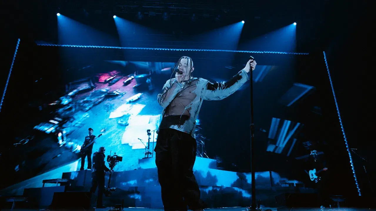 Chase Atlantic: Lost in Heaven backdrop