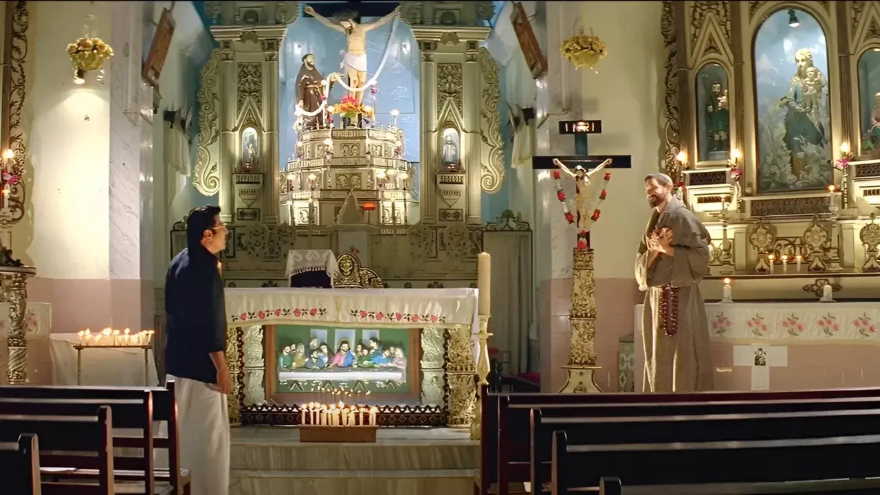 പ്രാഞ്ചിയേട്ടൻ & The Saint fondo