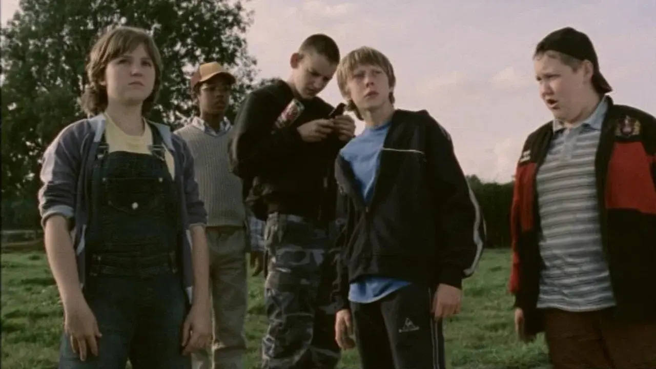 Johnny and the Bomb fondo