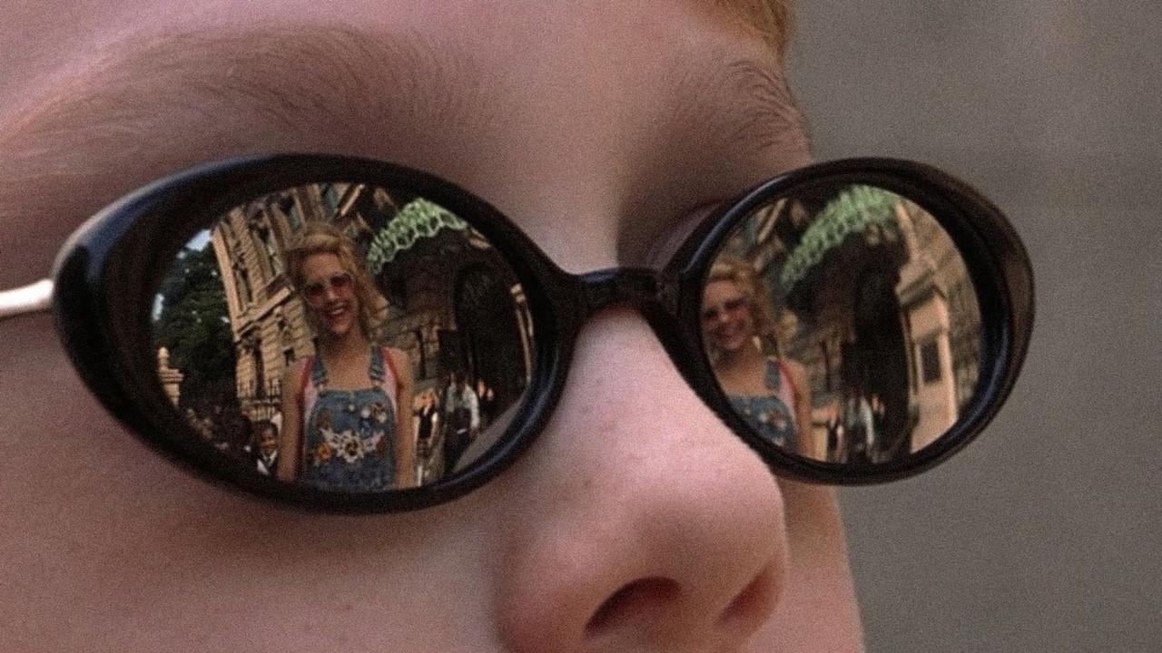 Uptown Girls backdrop