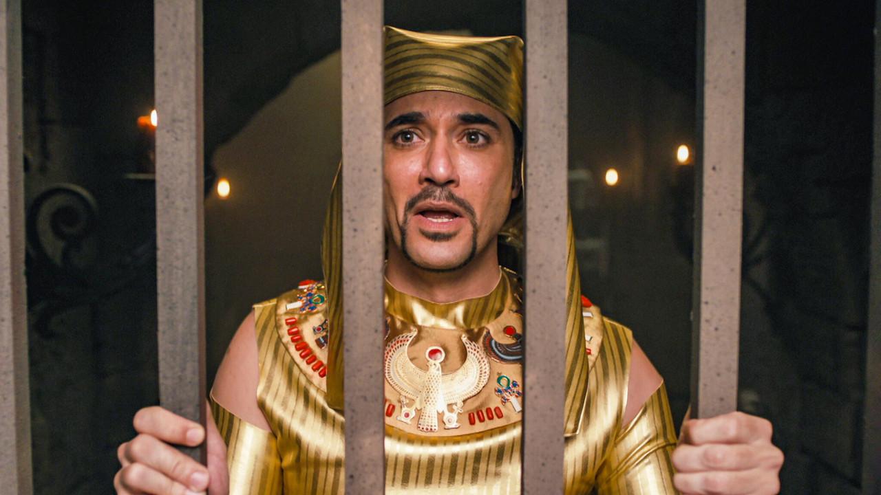 حلم عزيز fondo