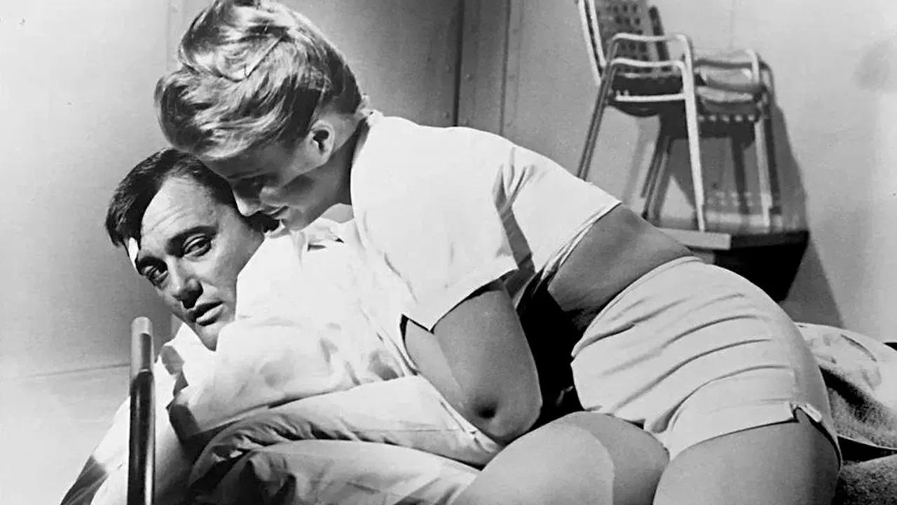 El Espía del Sombrero Verde fondo