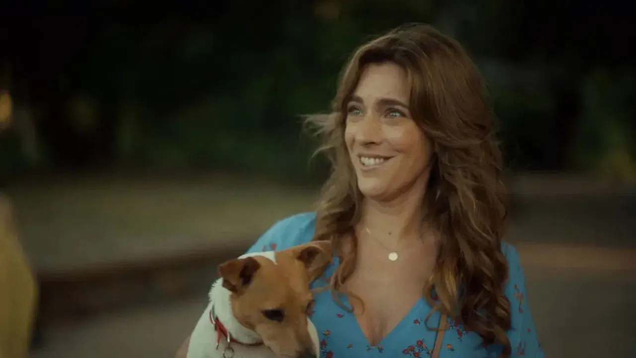 El novio de mamá backdrop