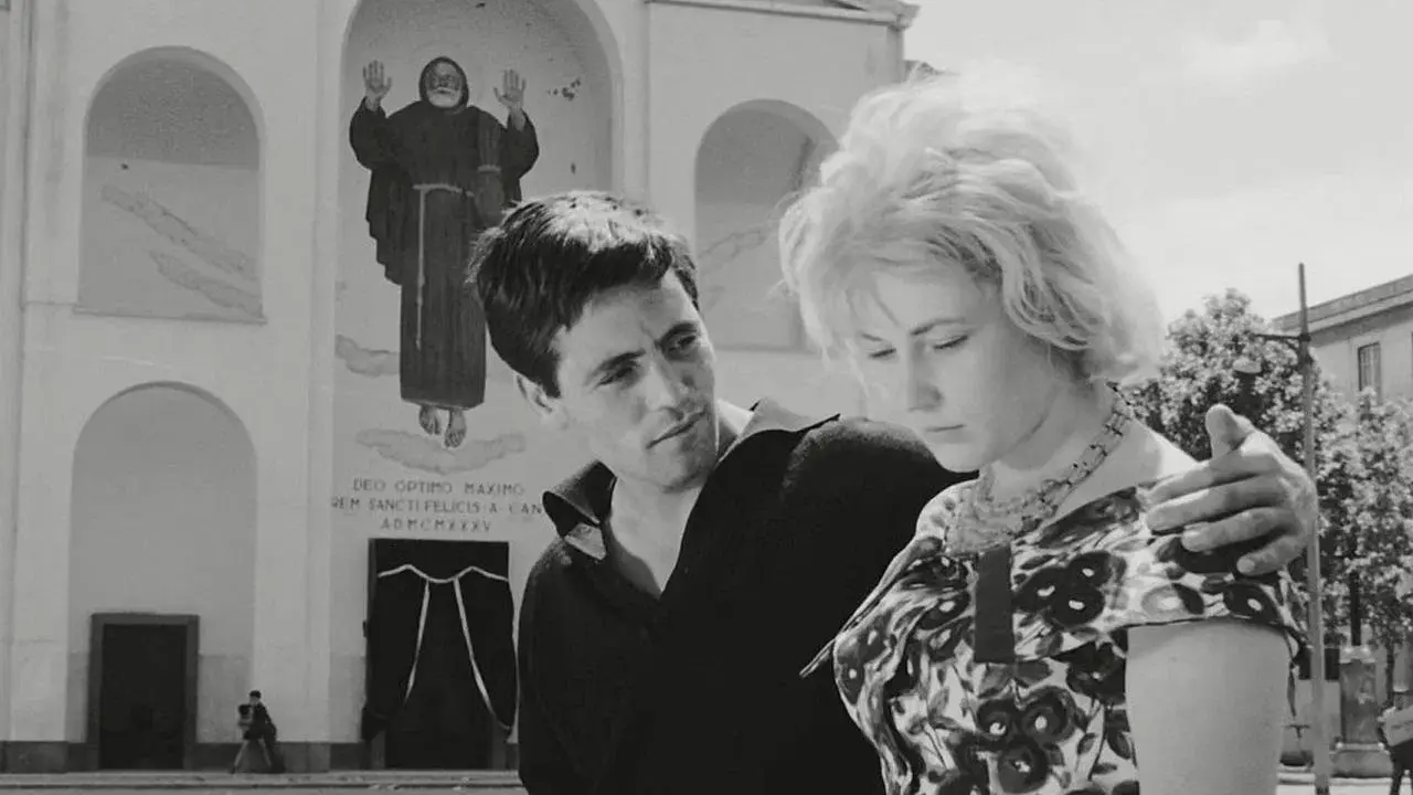 Accattone, un muchacho de Roma fondo