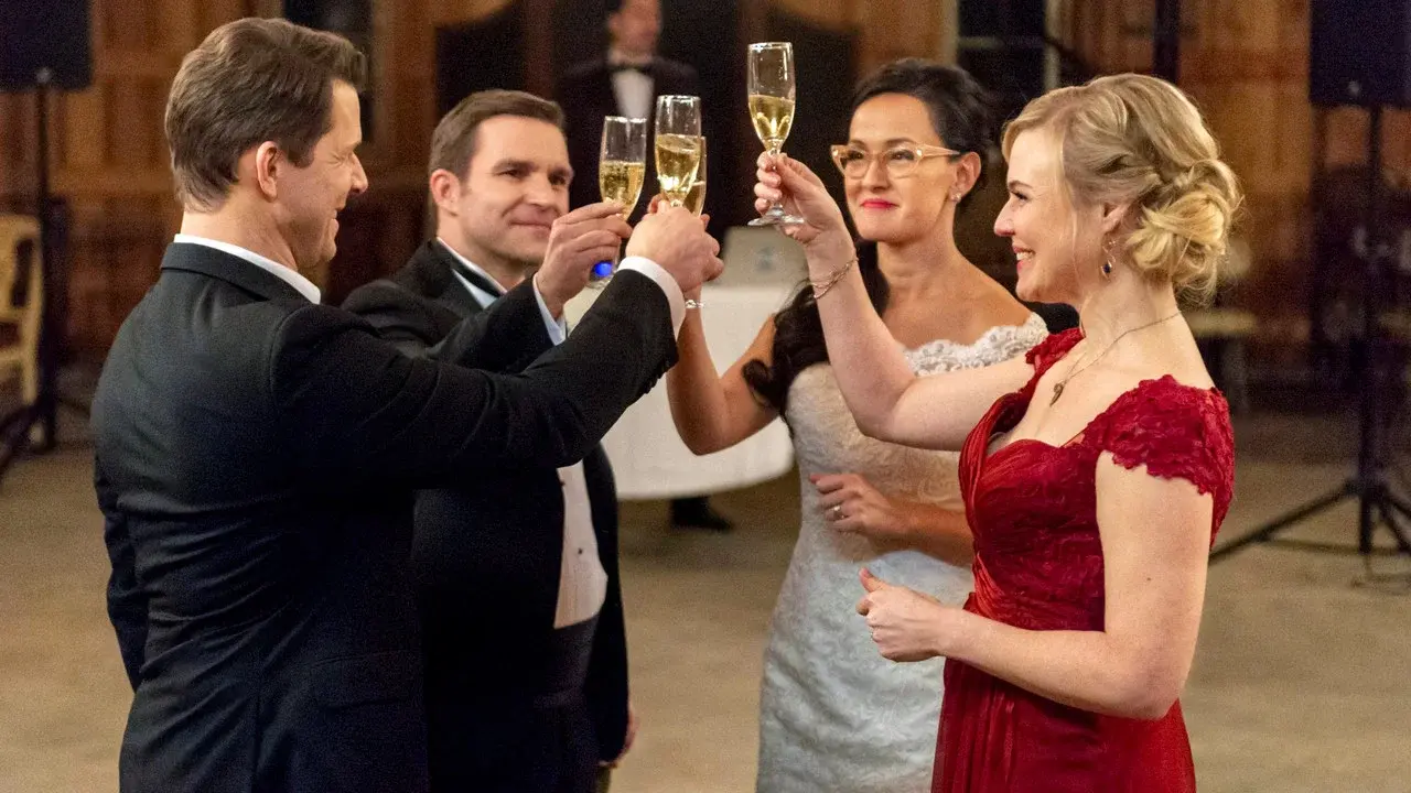 Signed, Sealed, Delivered: To the Altar fondo