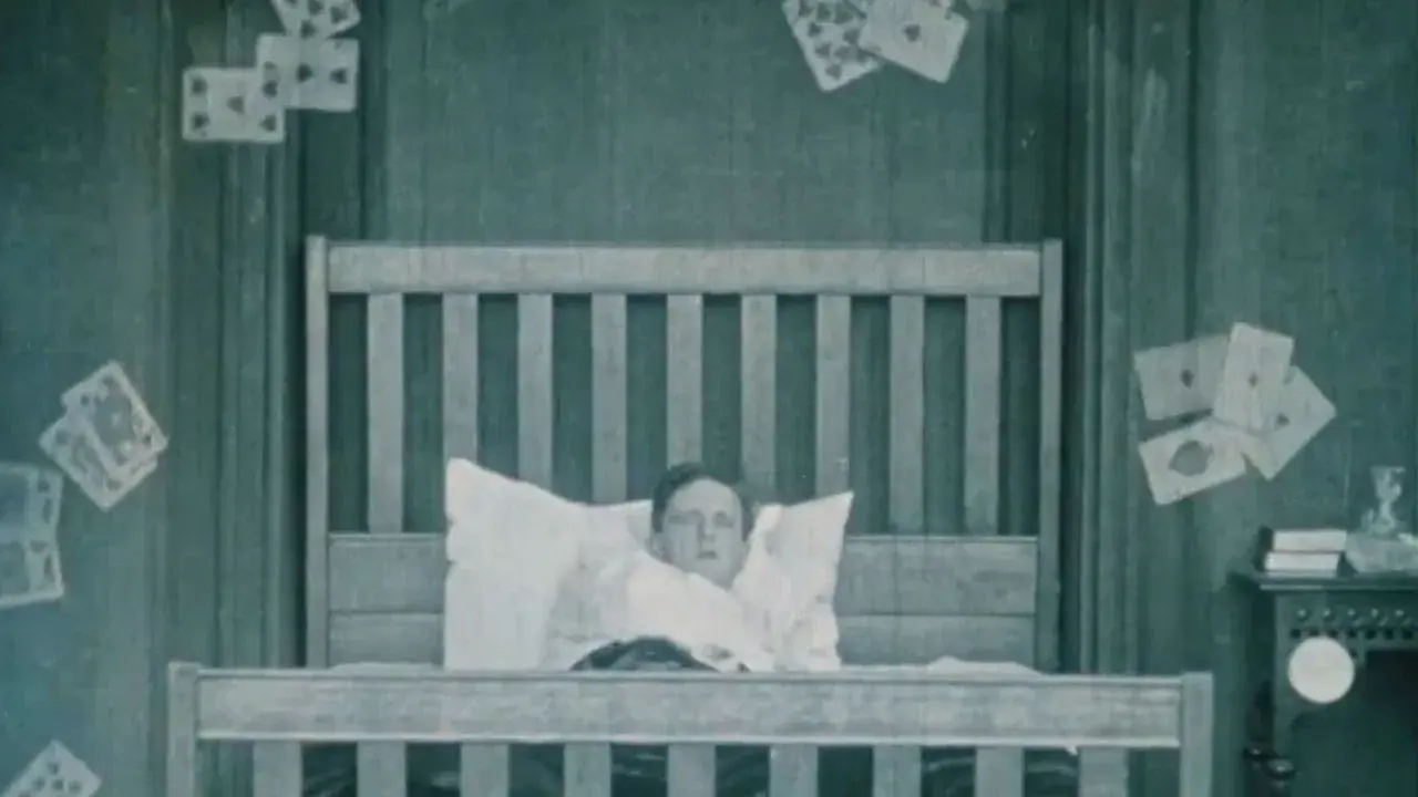 The Girl in the Arm-Chair fondo