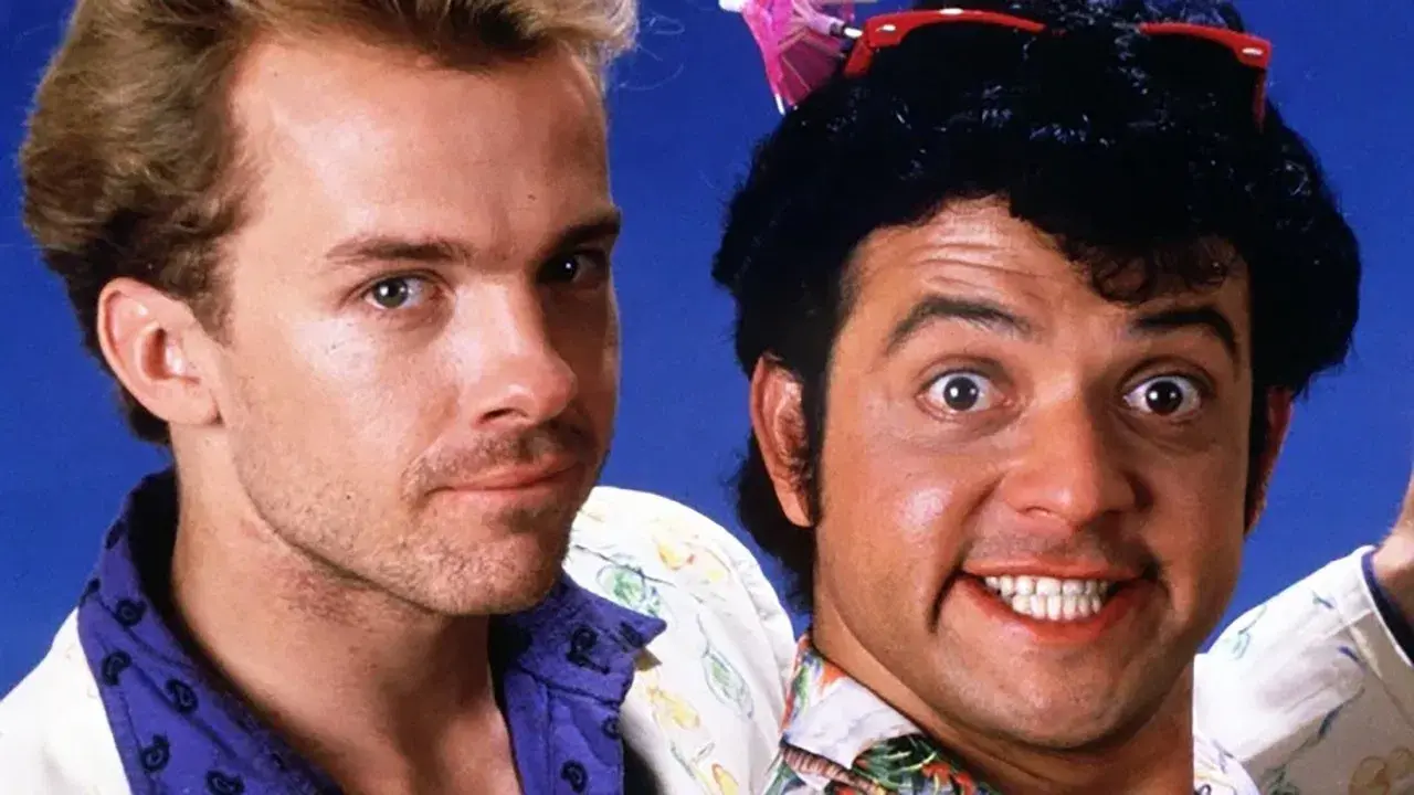 Chicos escandalosos fondo