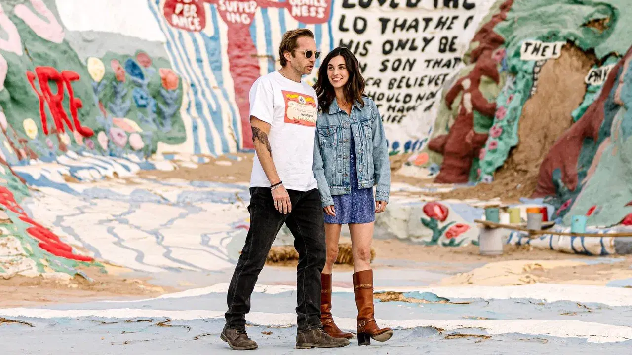 Off the Record fondo