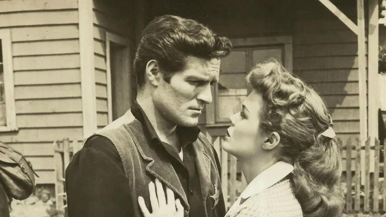 The Brass Legend fondo