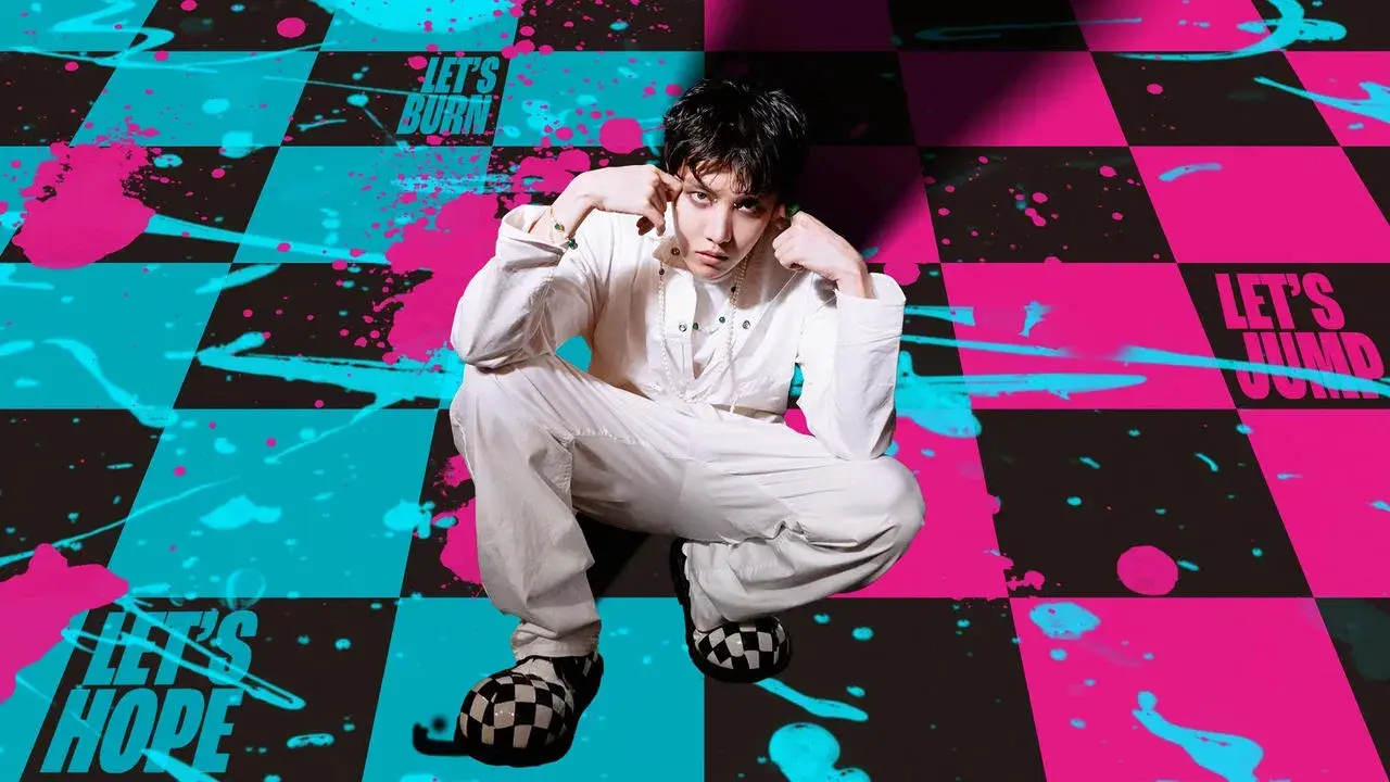 j-hope IN THE BOX fondo