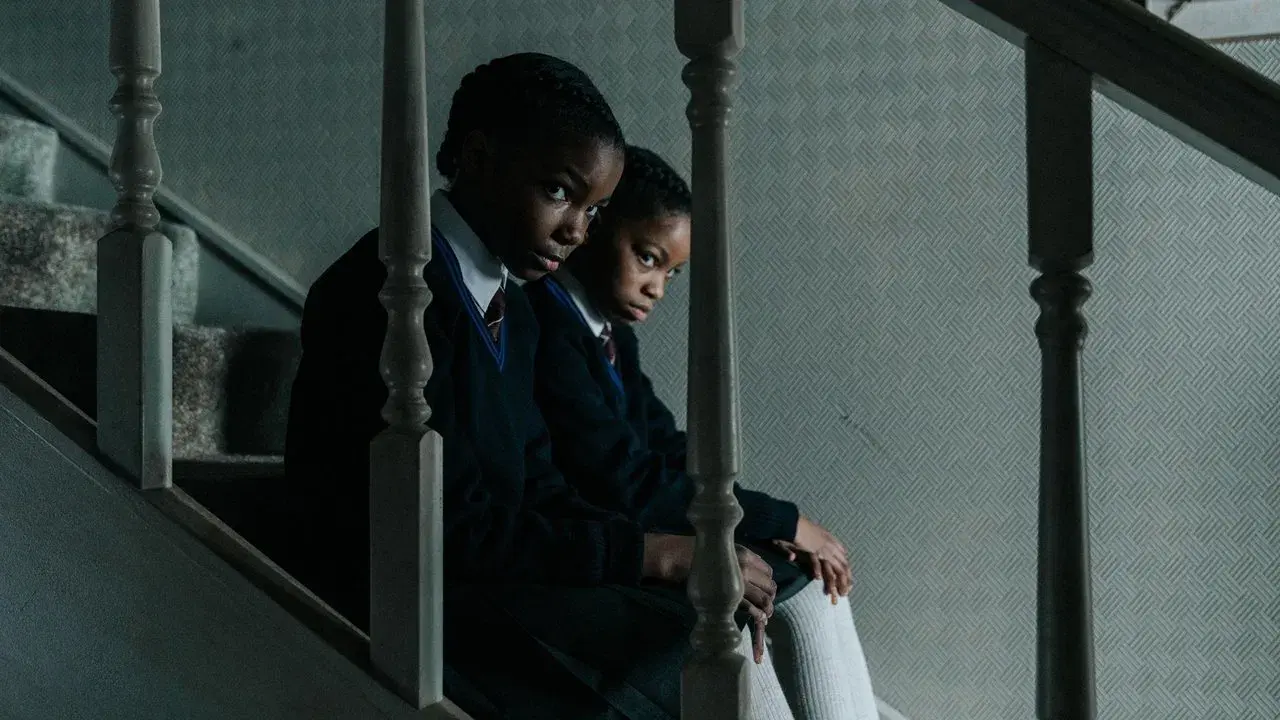 Las gemelas que no hablaban fondo