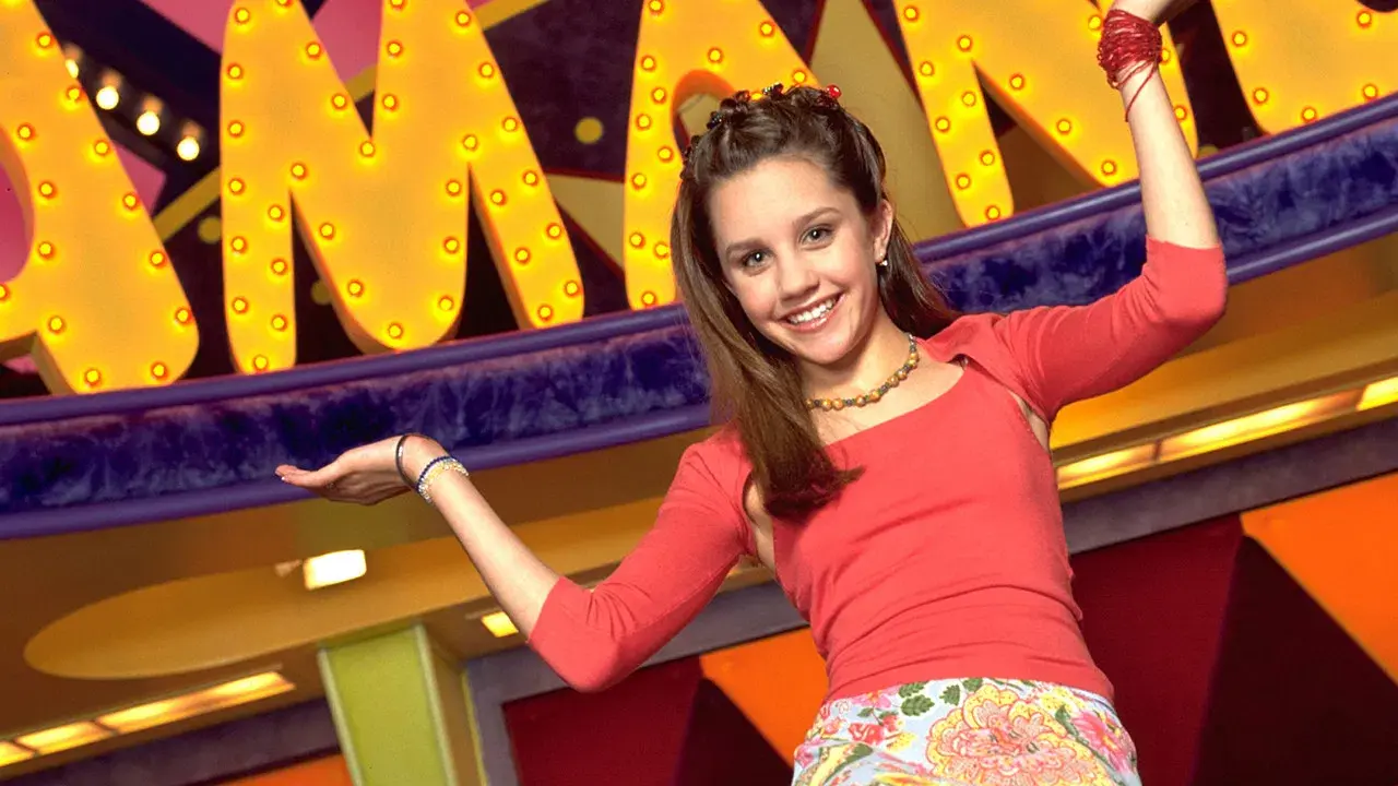 The Amanda Show backdrop