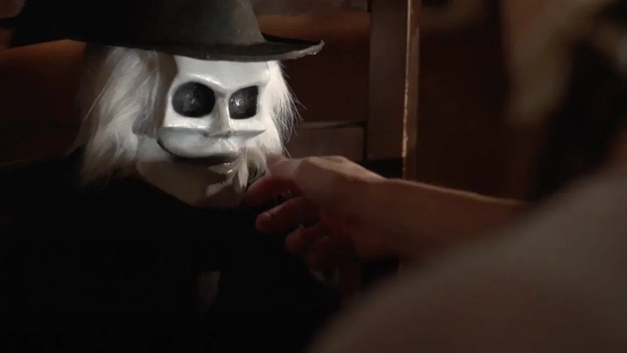 Puppet Master Blade: The Iron Cross fondo