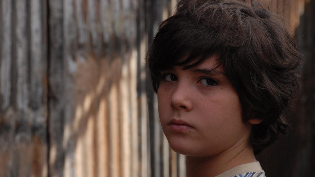 Infancia clandestina fondo