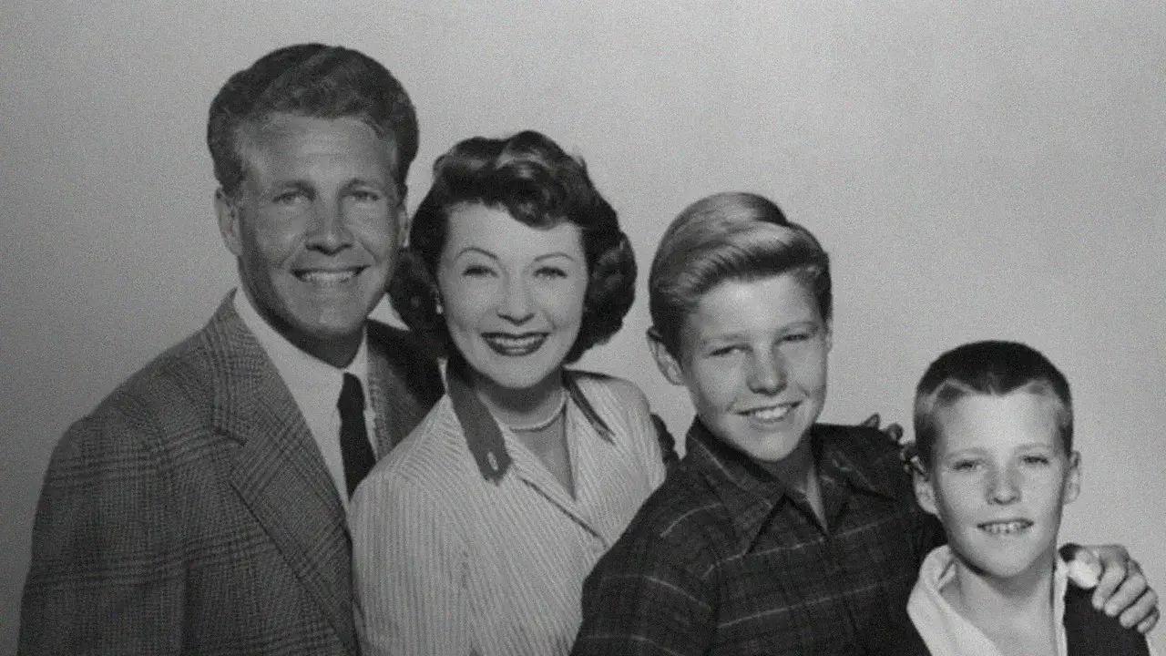 The Adventures of Ozzie and Harriet fondo