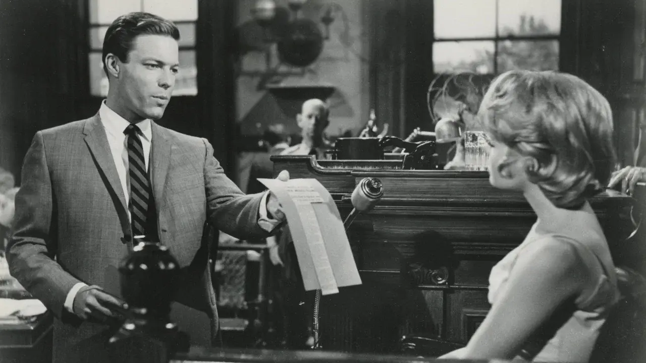 Acusación de asesinato (A cualquier precio) fondo