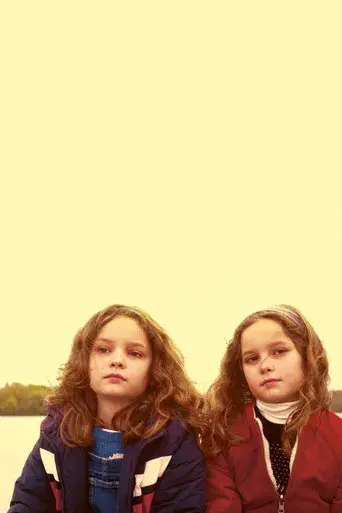 Petite Maman - Poster