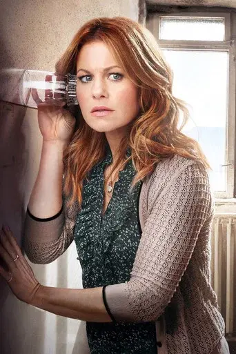Un misterio para Aurora Teagarden: La casa de los Julius - Poster