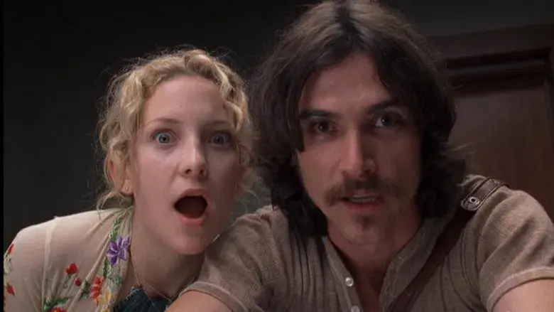 Casi famosos - Fondo