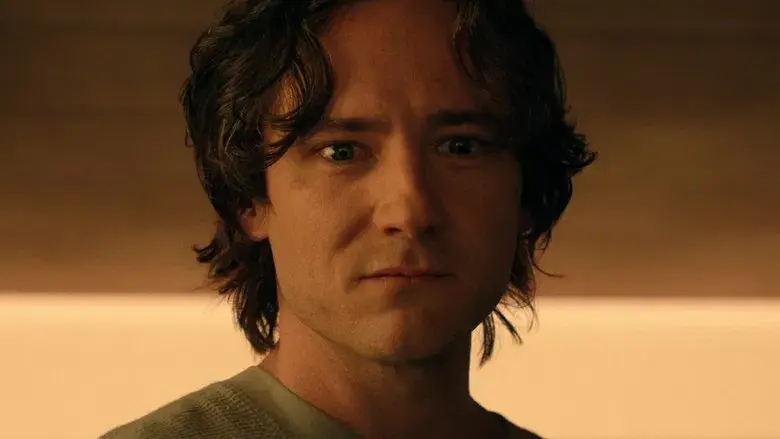 Thunderbolts* - Fondo