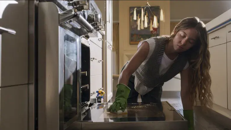 La asistenta - Fondo