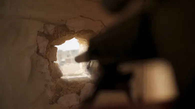 Warfare: Tiempo de guerra - Fondo