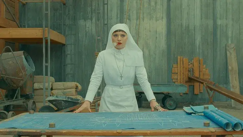 La trama fenicia - Fondo