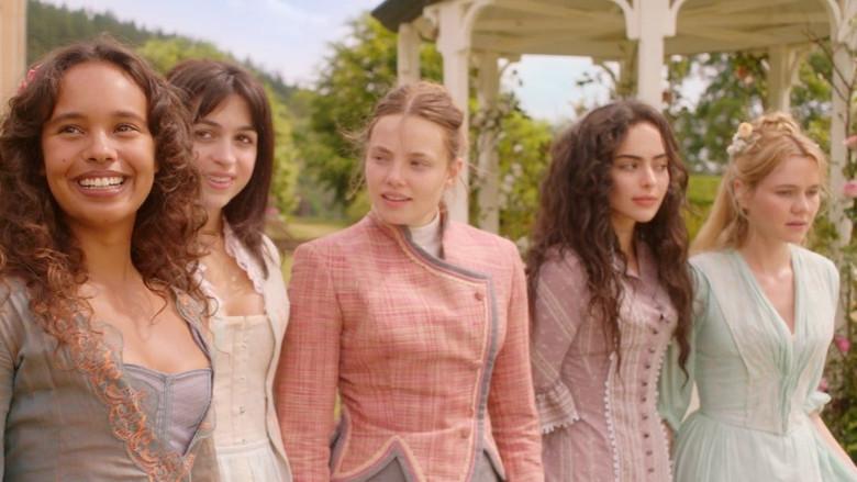 The Buccaneers: Aristócratas por amor - Fondo