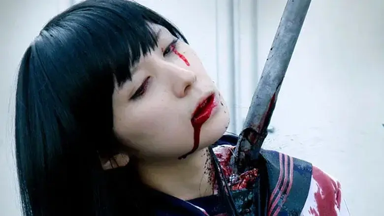 Tomie Unlimited - Fondo