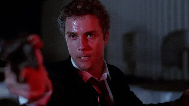 Vivir y morir en Los Ángeles - Fondo